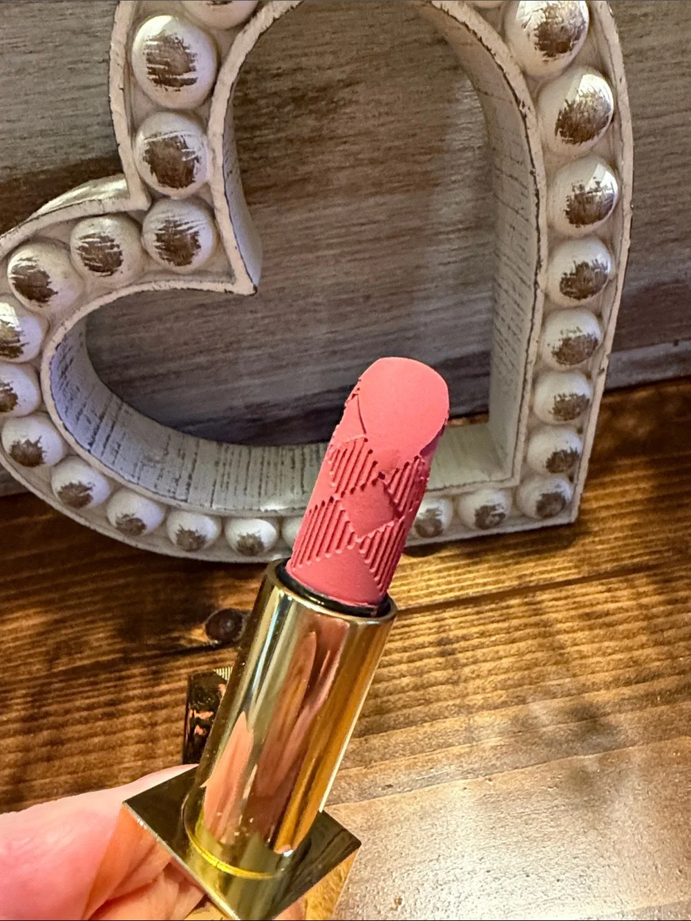 Burberry Kisses Matte Lipstick color Deep Peach
